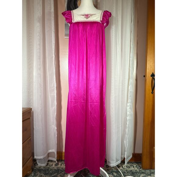 Vintage Vandemere Hot Pink Slip Nightgown Womens Medium Lace Embroidery - Picture 1 of 7